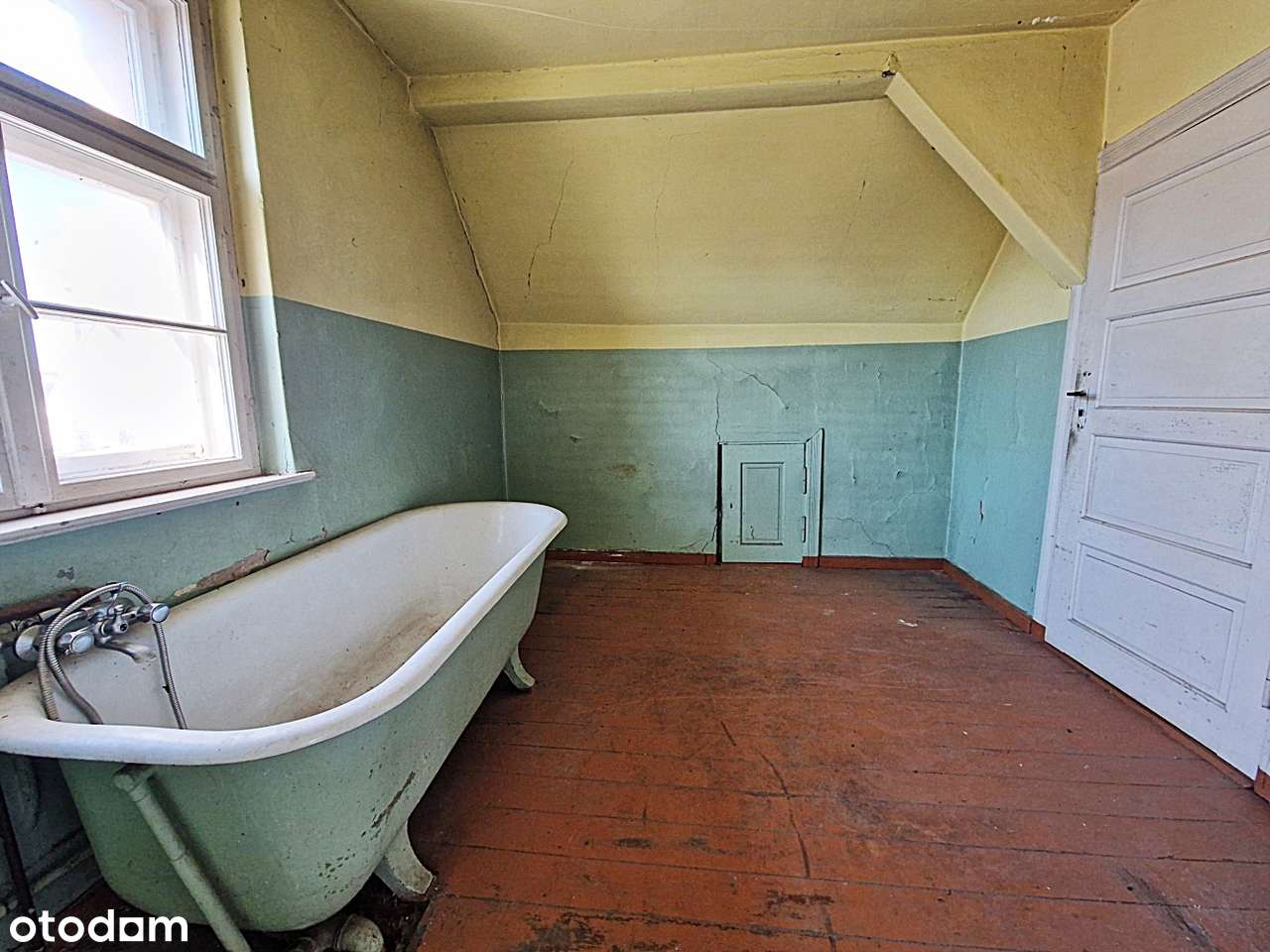 Prestiżowa, willowa część miasta. Idealne miejsce. Duża działka.-12