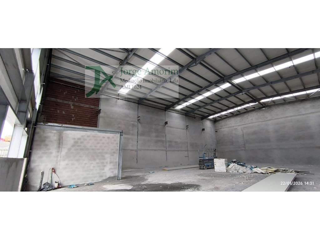 Armazém 507 m2 - Pé dto 8 mt. - Grande imagem: 4/4