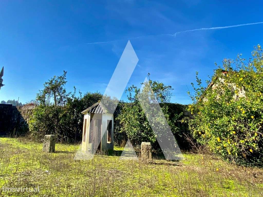 Quinta Nevogilde com Moradia T10, Capela, Celeiro e Acesso ao Rio S...-21