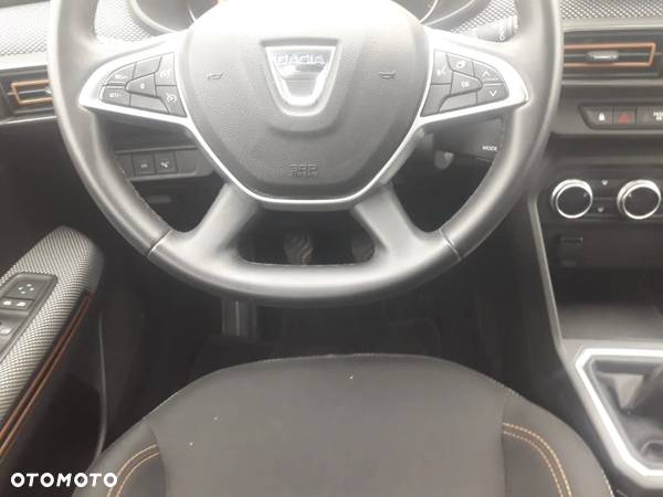 Dacia Sandero Stepway - 10