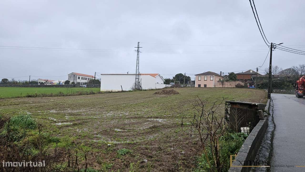 Terreno Urbano, para venda, em Aveleda. - Grande imagem: 3/4