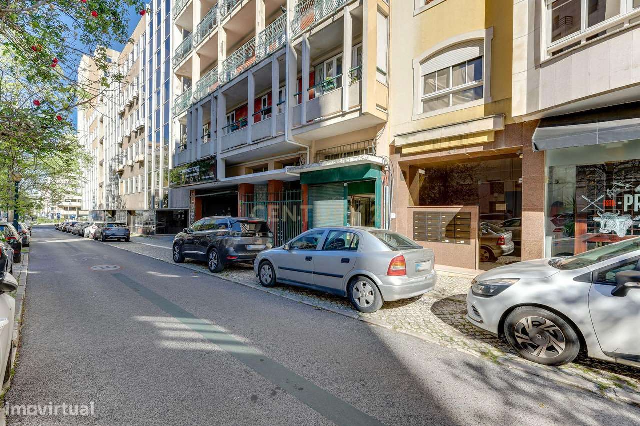 Loja para Remodelar - Oportunidade única de investimento nas prestigia-11