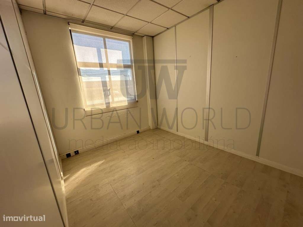 Armazém Industrial, Z. Industrial Torres Novas - Santarém, 12.056 m2-13