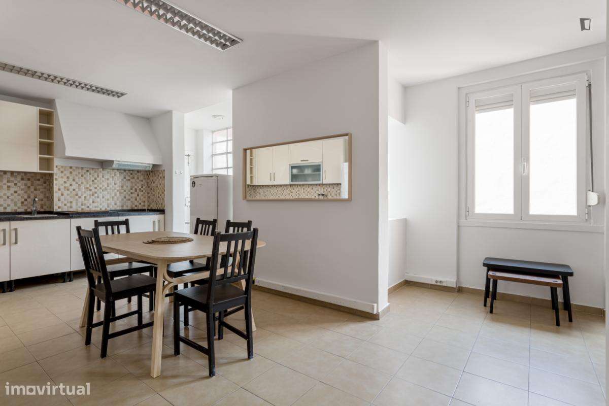 Quarto - localizado em Picoas Lisbon - Grande imagem: 3/22