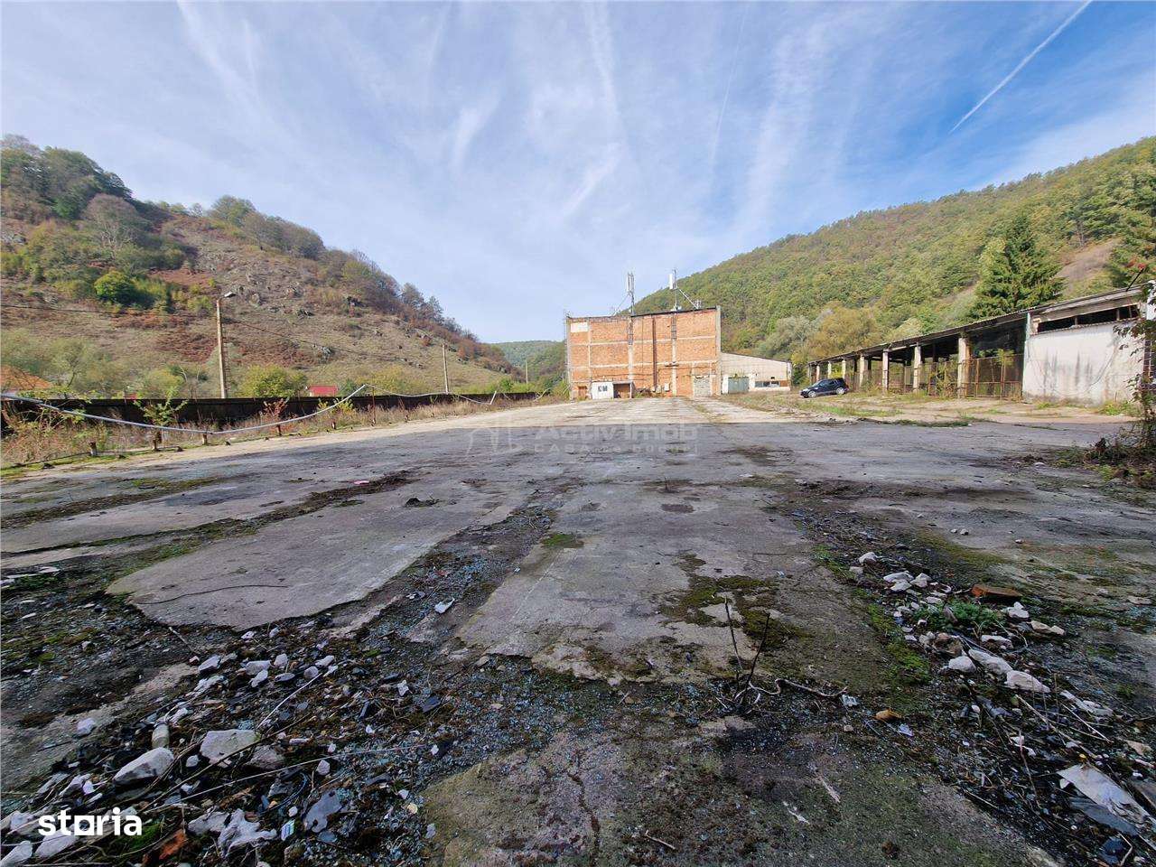 Resita CHIRIE Platforma Betonata 1200 Mp. - Imagine principală: 2/5