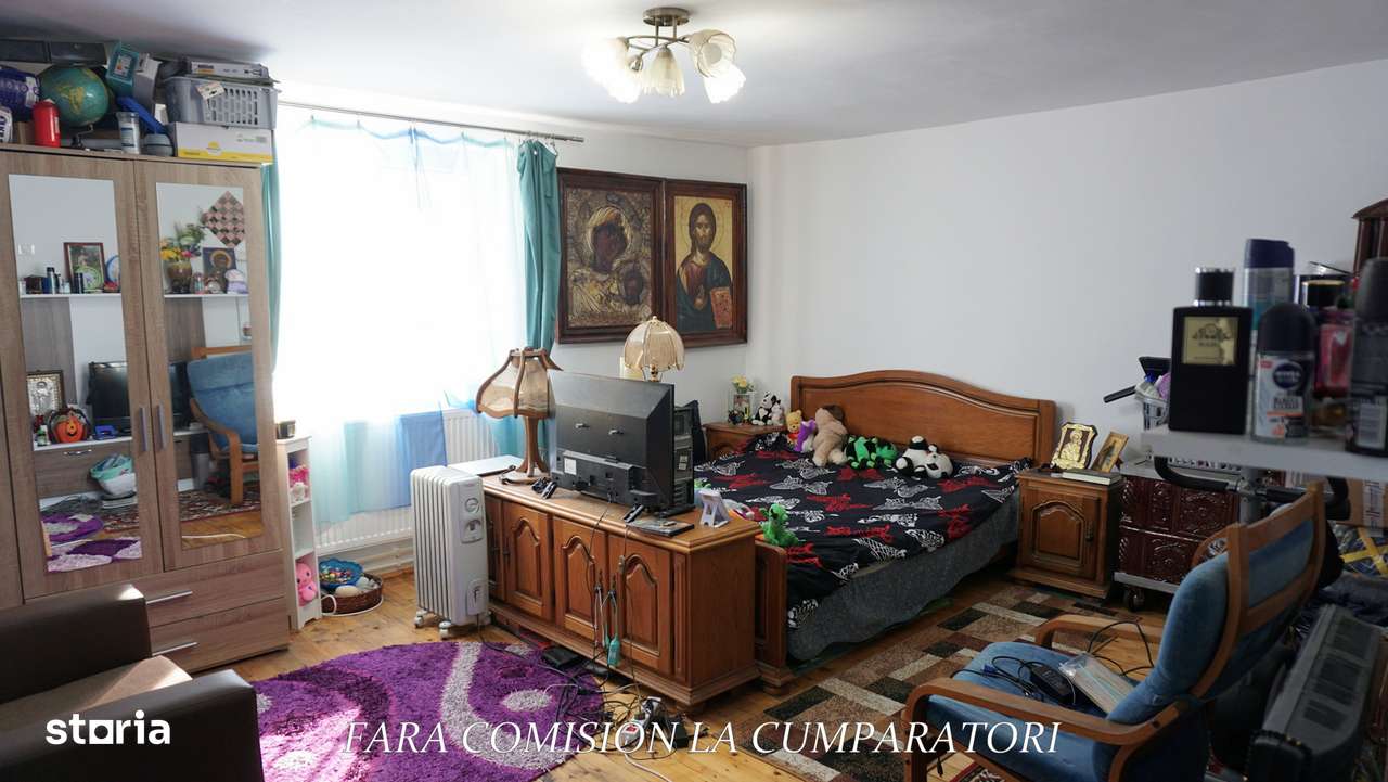 BUDESTI - CASA LANGA ORAS, TEREN 935 MP-5