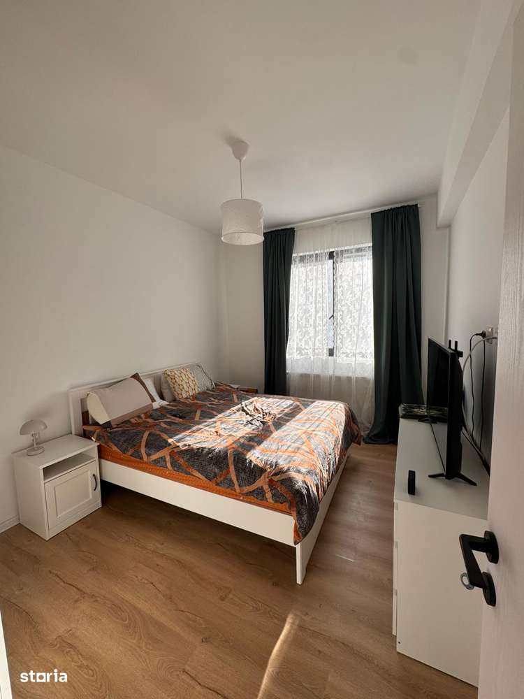 Apartament cu 2 camere de vanzare, zona Safirului-2