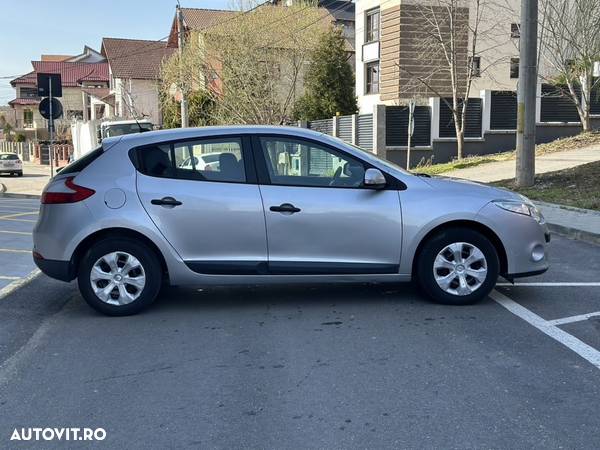 Renault Megane 1.5 dCi Dynamique - 10