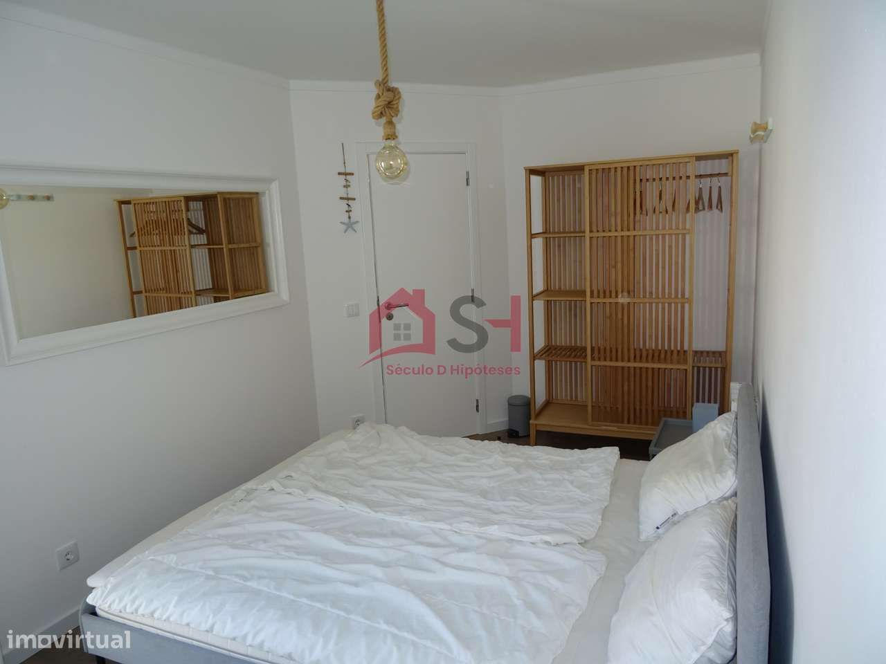 *Prédio com 2 Apartamentos + Loja + Arrecadação – Santa Cruz*-16