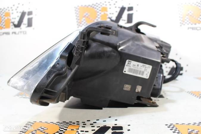 Ótica / Farol Direito Seat Ibiza Iv (6J5, 6P1)  6J2941022c / 6J2 941 0 - 8