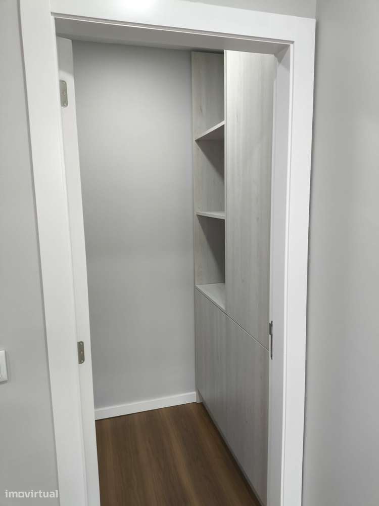 Apartamento T2 no Porto perto da Av Fernão Magalhães-6