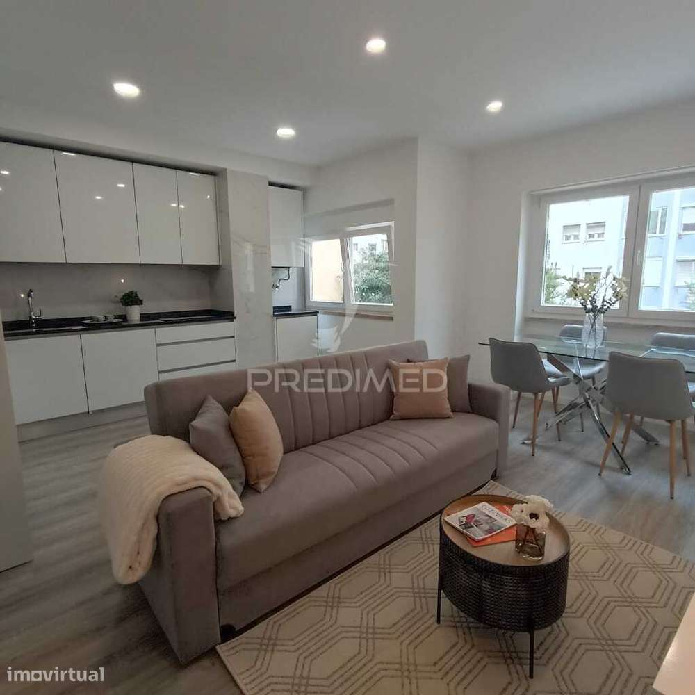 T3 remodelado em São Vicente a menos de 10 mins a pé do comboio de... - Grande imagem: 3/14