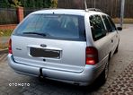 Ford Mondeo 2.0 CLX - 11