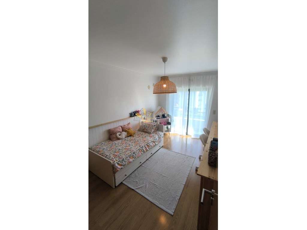 Apartamento Duplex T2+1 com Parqueamento, Arrecadação e Varanda | E...-24