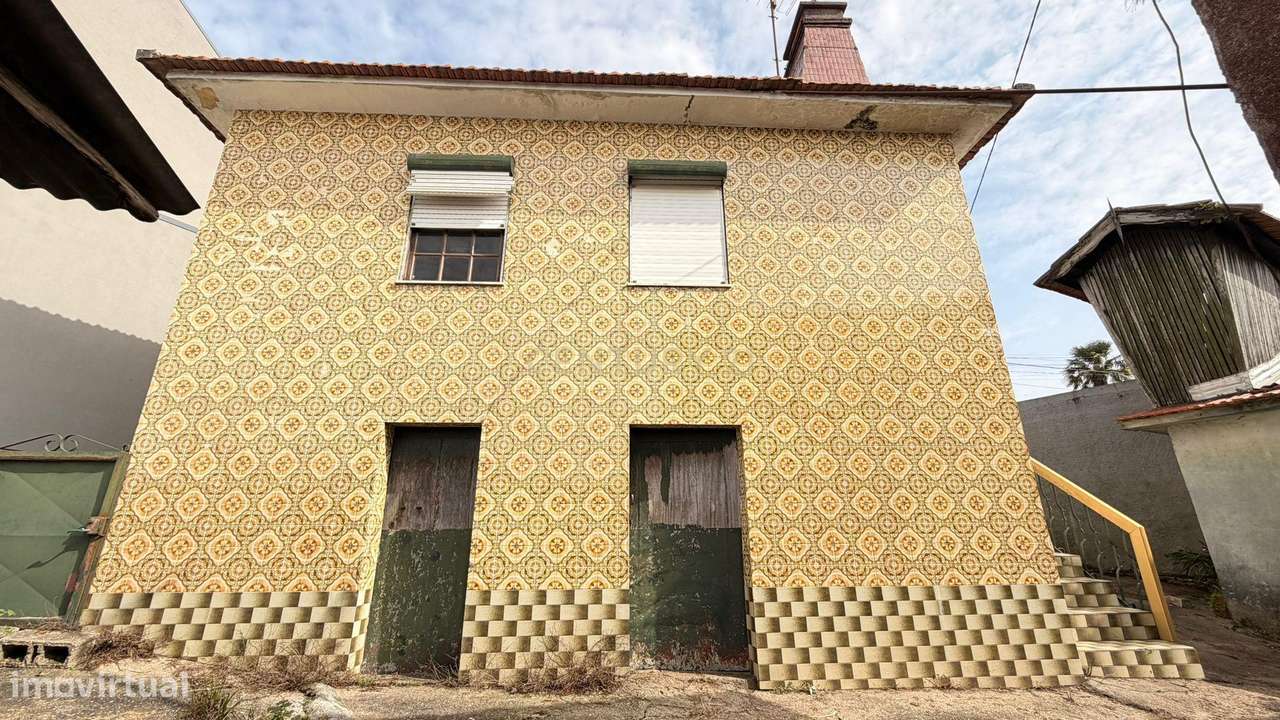 Moradia T2 p/ restauro - S. João de Vêr - Grande imagem: 5/12