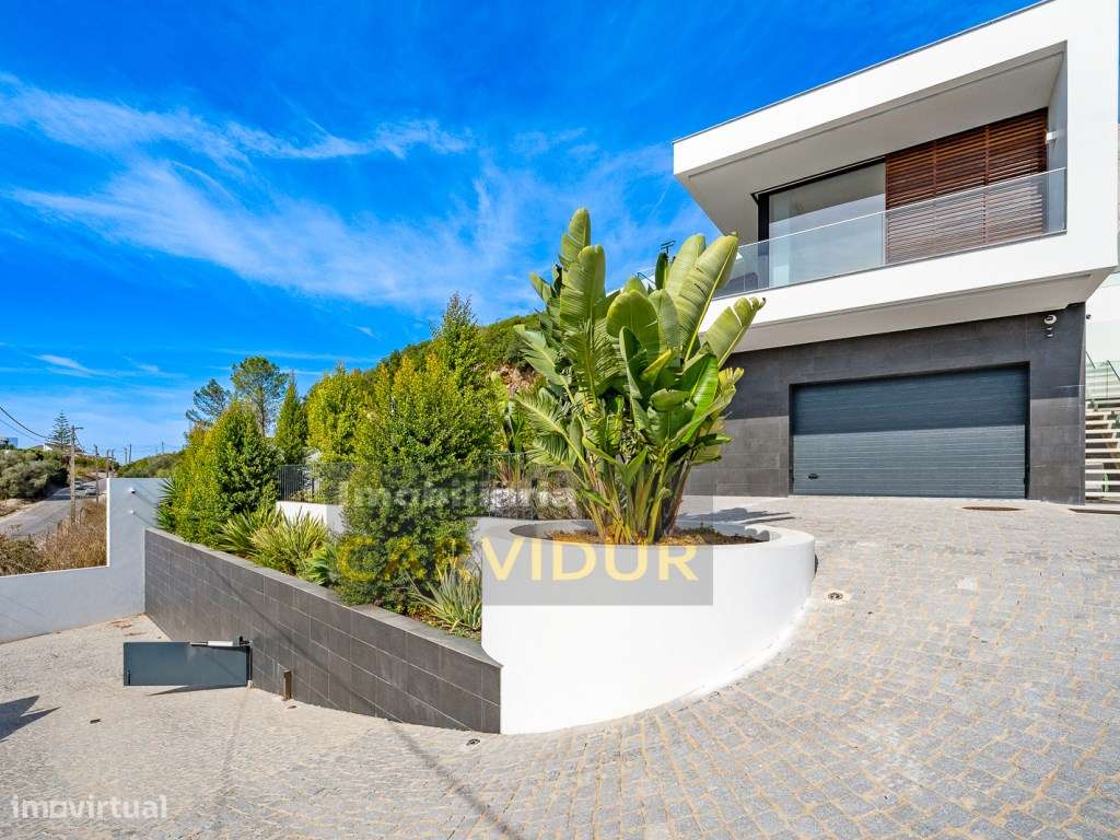 Moradia T5 de Luxo com Piscina Infinita ,Campo de Padel e Elevador ...-47