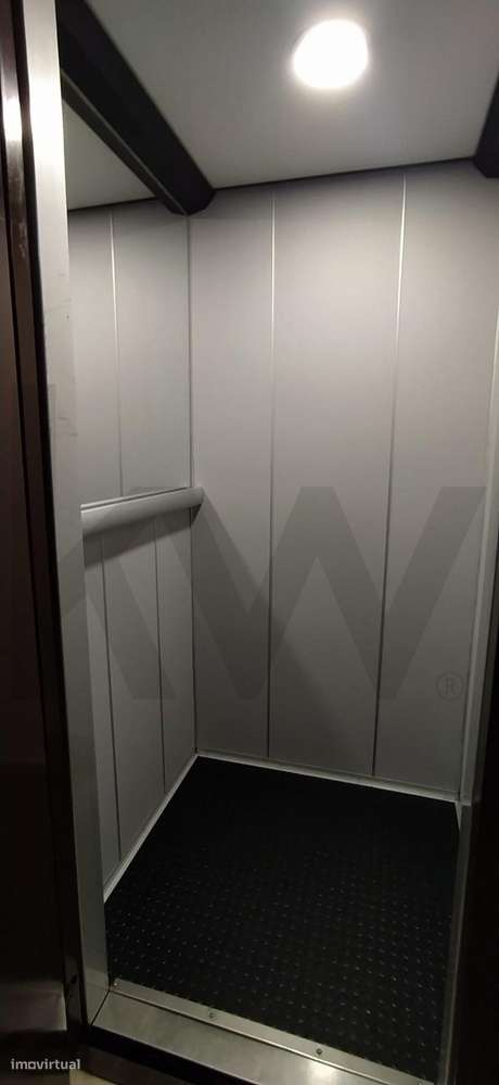 Apartamento T1 Pronto a Habitar com Vista Panorâmica – Bairro do Revol-17