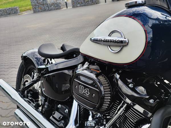 Harley-Davidson Custom - 6