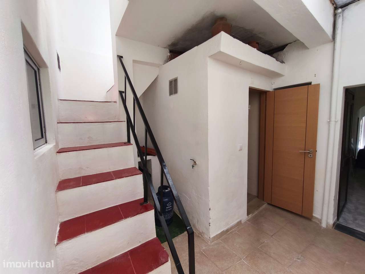 Moradia T2 Remodelada com Terraço em Moura – Charme Alentejano e Excel-7