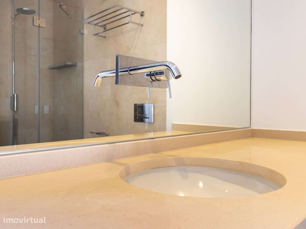 Moradia térrea com piscina salgada aquecida - Marisol-52