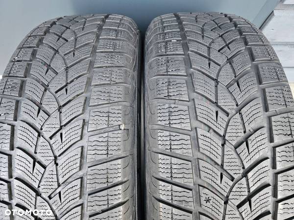 Goodyear Ultra Grip Performance G1 SUV 235/65R17 108 H - 3