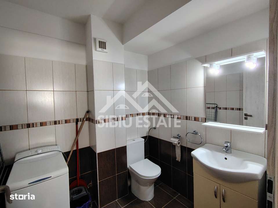 Apartament de inchiriat 3 camere, 2 bai SIBIU central - Imagine principală: 5/19
