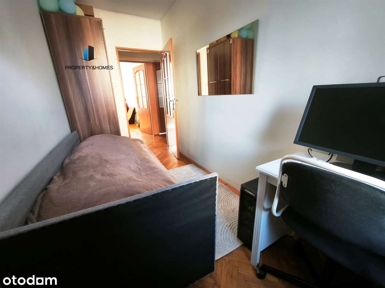 Os. Przyjaźni 3 pokoje do odświeżenia, balkon-3