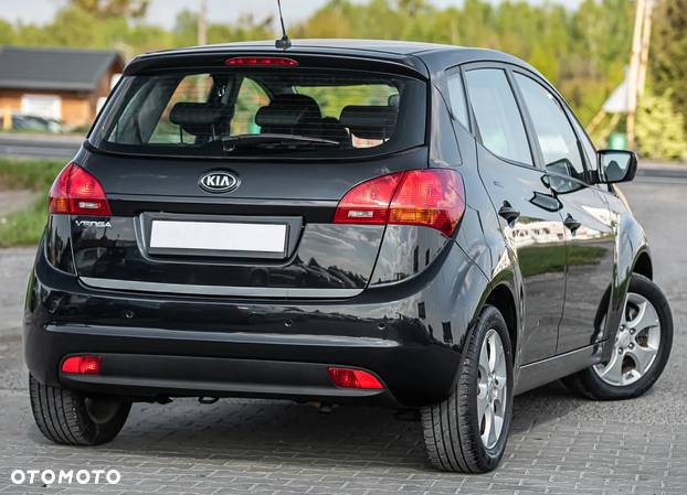 Kia Venga 1.4 M - 12