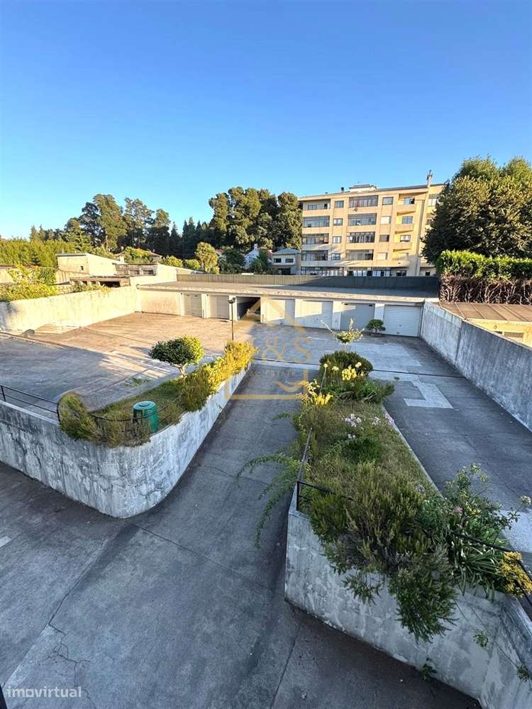 Apartamento T3 - Varandas - Garagem Box - Ramalde - Porto-17