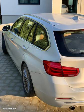 BMW Seria 3 318d Aut. Luxury Line - 3