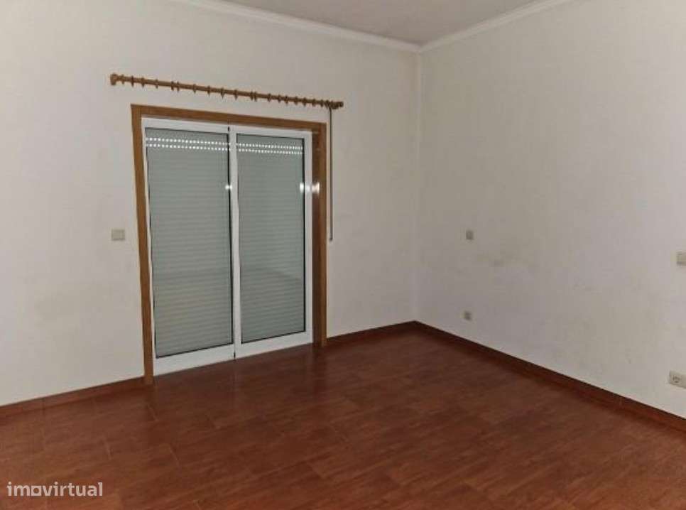 Moradia unifamiliar T3, situada no lugar da Ermida, Santa Cristina do - Grande imagem: 5/5