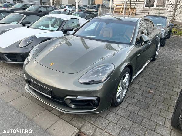 Porsche Panamera 4 E-Hybrid - 2