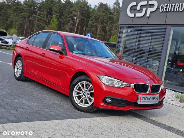 BMW Seria 3 318d Sport Line - 34