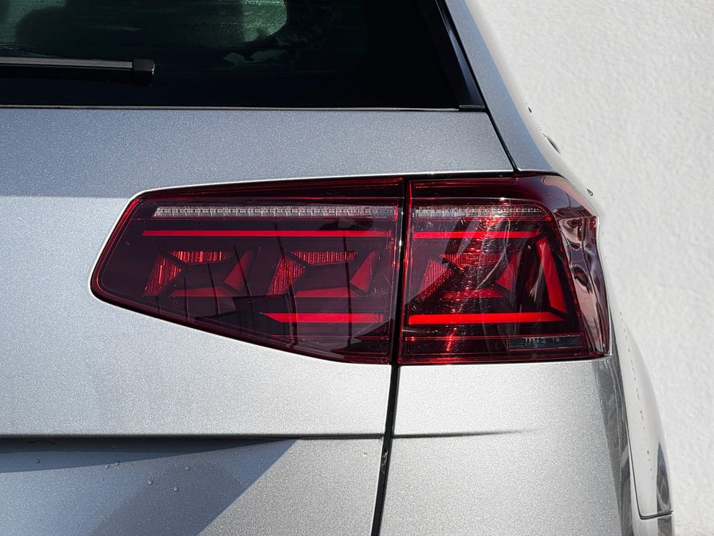 Volkswagen Passat-Variant 2.0 TDI Scr DSG Elegance 200 KM — zdjęcie 3