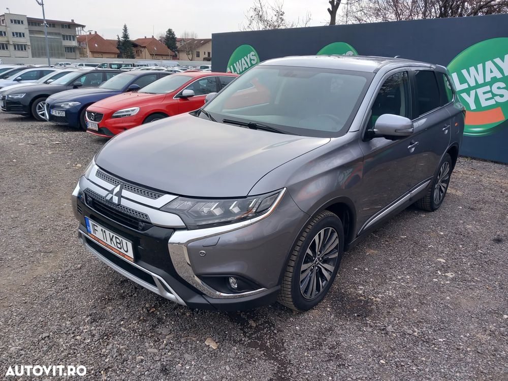 Second hand Mitsubishi Outlander - 22 500 EUR, 65 541 km - Autovit