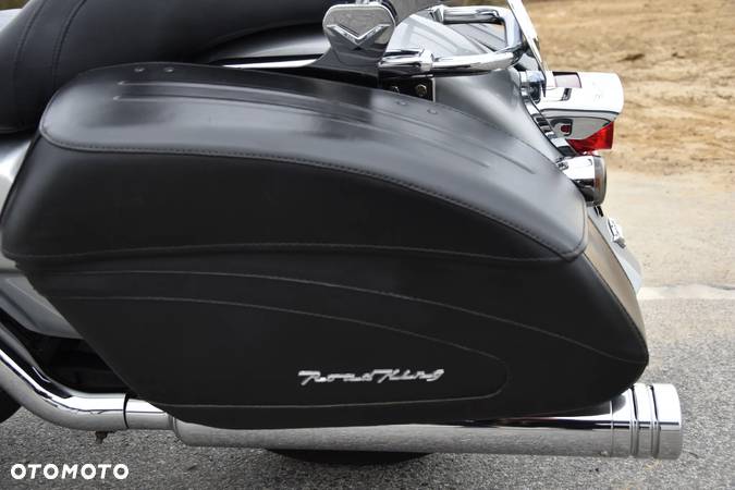 Harley-Davidson Touring Road King - 21