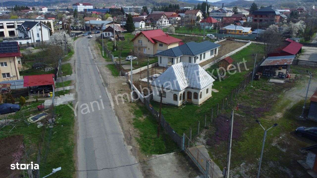 Casă de vânzare în Curtea de Argeș. - Imagine principală: 4/20