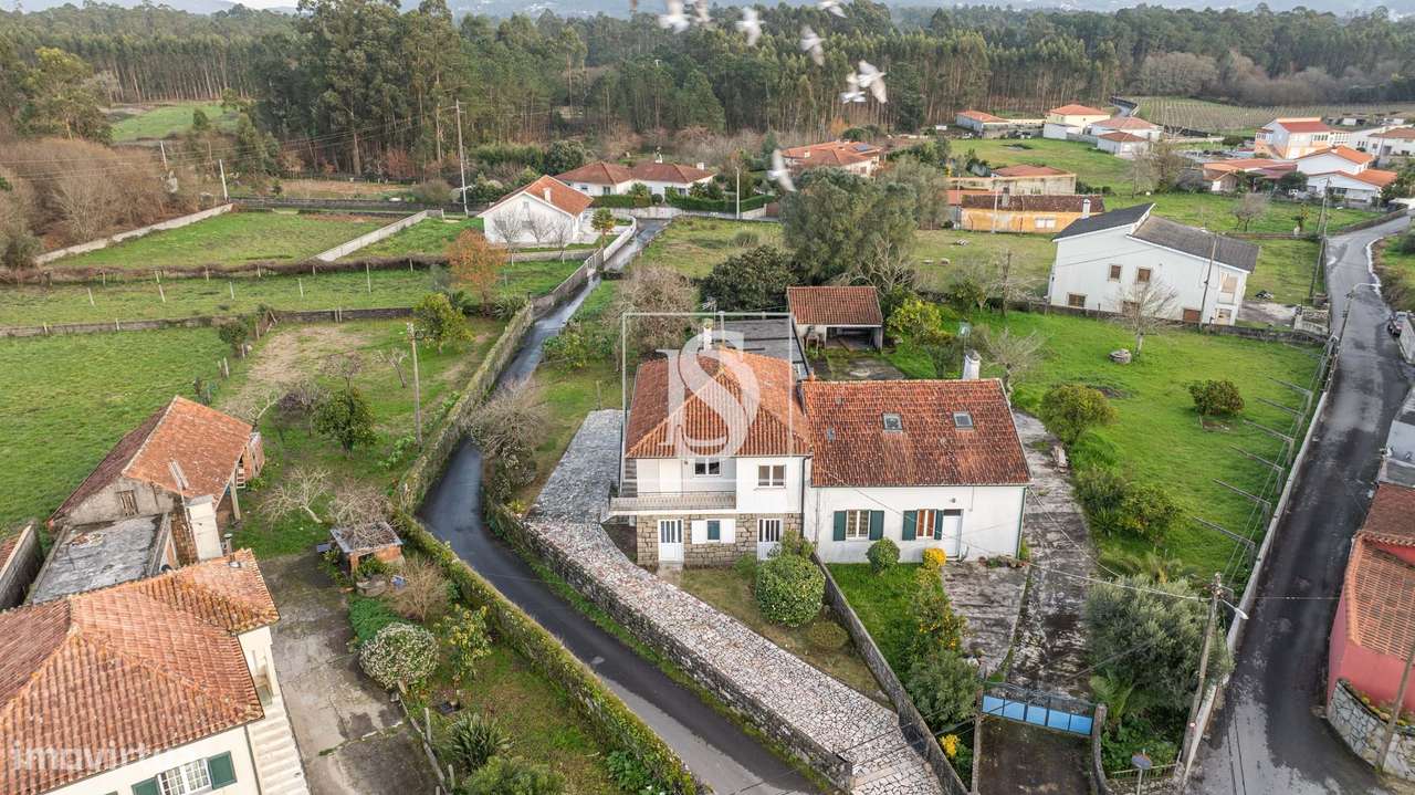 Moradia T5 em Alvarães - Grande imagem: 4/35