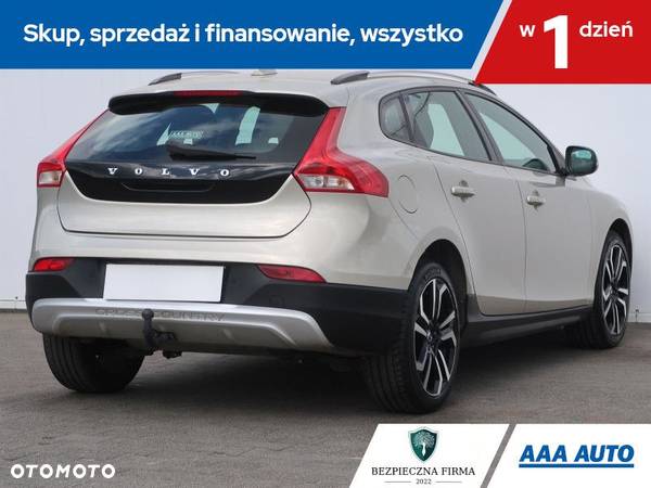 Volvo V40 - 6