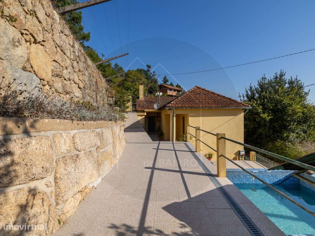 Propriedade com Vista Panorâmica para o Douro Moradia e Terreno com...-5