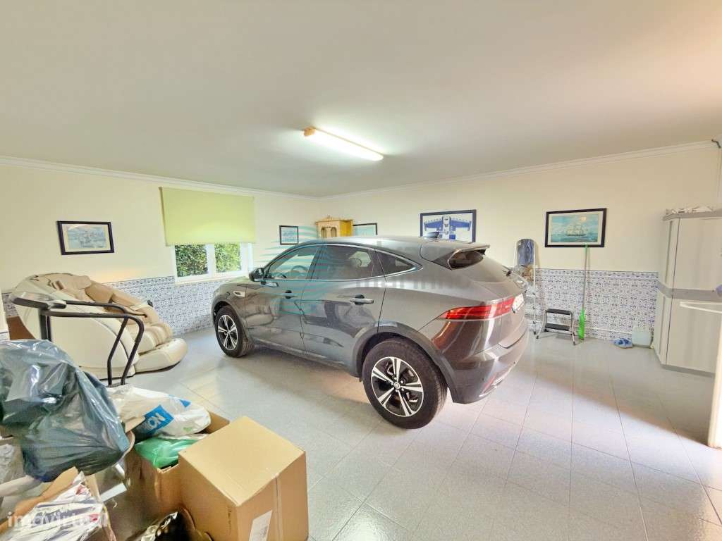 Moradia V5 com terreno com 2075m2, vista de mar-29