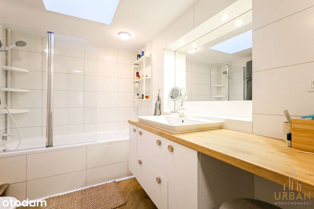 Klimatyczny bliźniak z dużą działką | Maślice-12