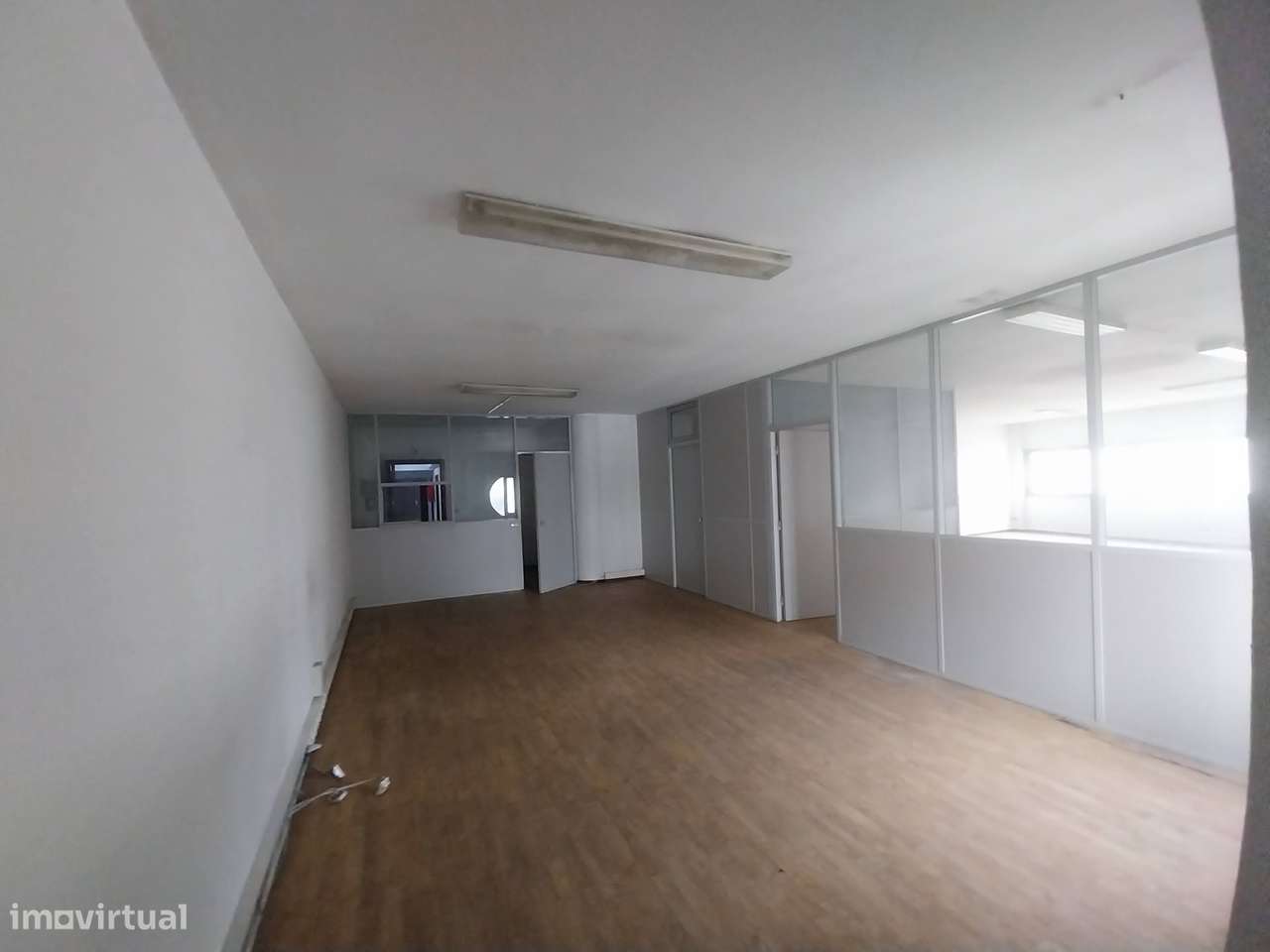 Escritório 105 m² | Centro Comercial D. Dinis | Leiria Centro - Grande imagem: 4/10