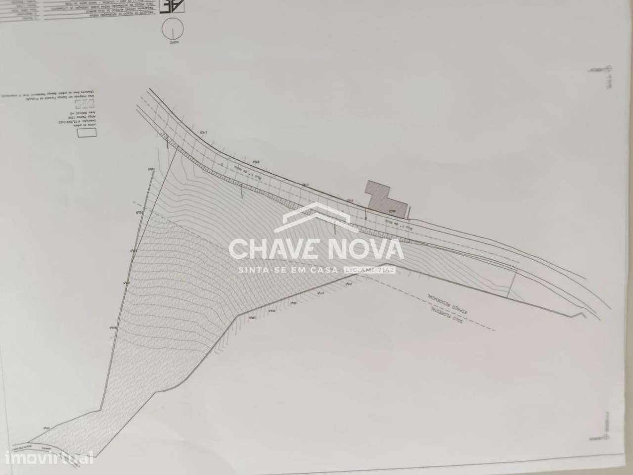 Terreno com PIP aprovado para construção em Lourosa (S. M. da Feira) - Grande imagem: 2/15