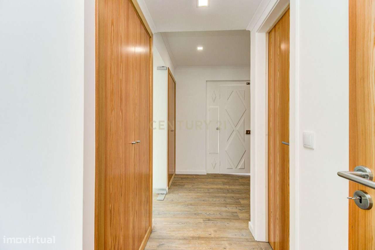 Moradia Remodelada no Restelo - Grande imagem: 4/19