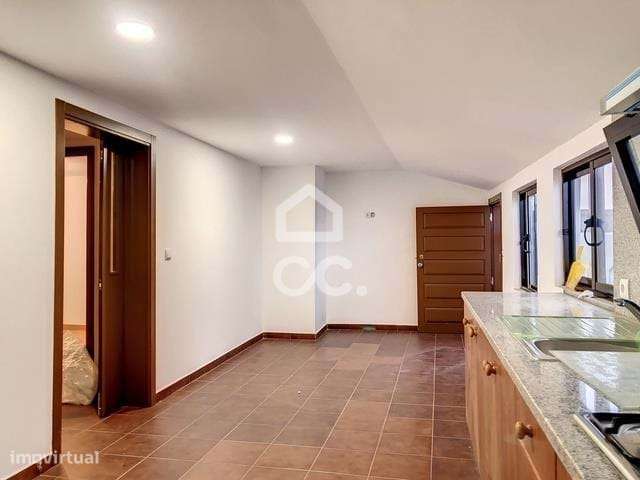 Moradia V2 com anexo em pedra na aldeia mais mística de Portugal - Grande imagem: 4/21