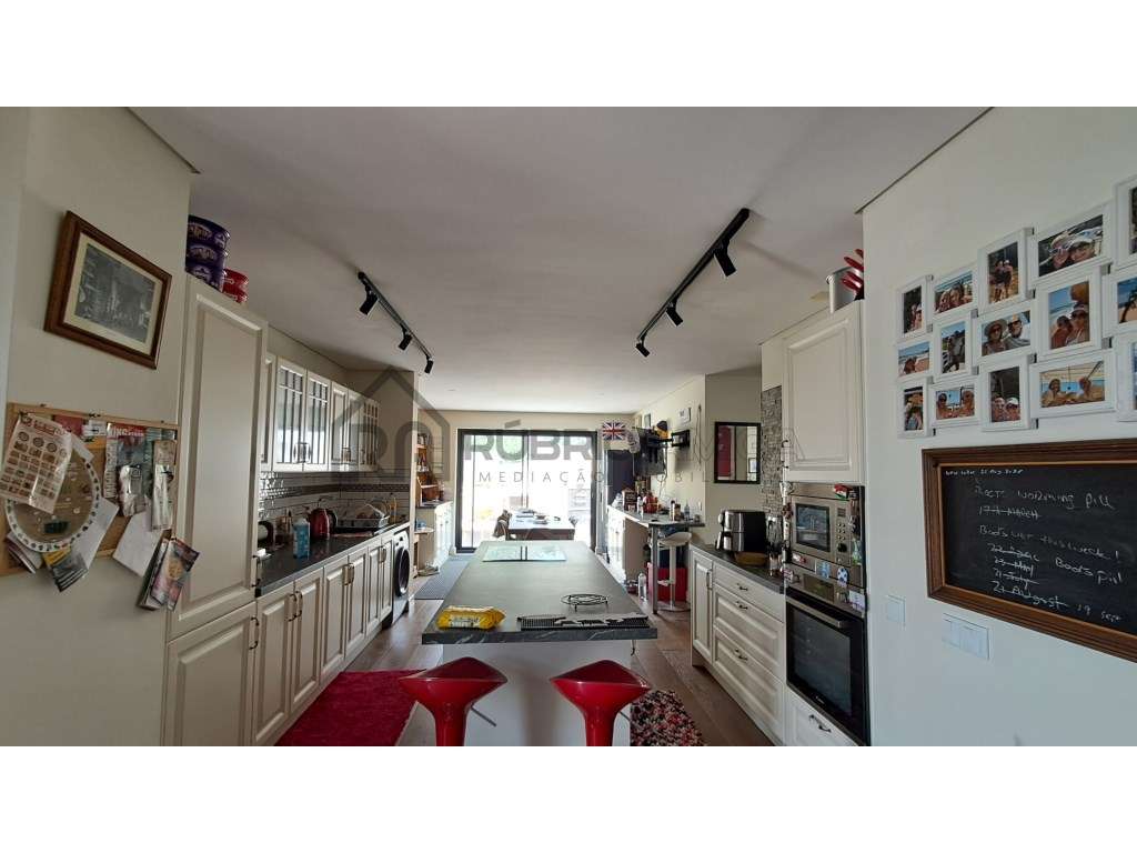 Moradia Renovada no Campo com anexos, Vista Desafogada e Grande Pot...-16