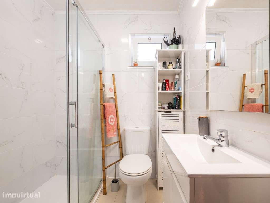 Moradia T2 com Garagem | Souselas-9