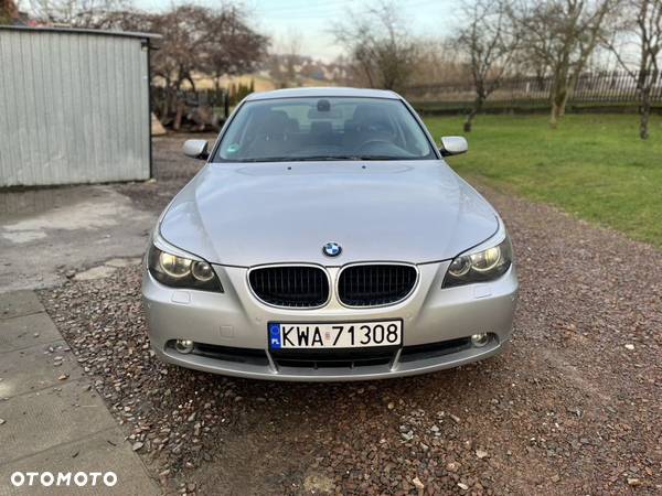 BMW Seria 5 520i - 1