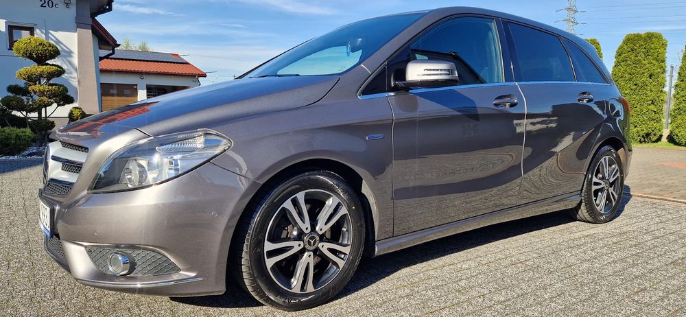Mercedes-Benz B W246 180 7G-DCT Peak Edition 2012